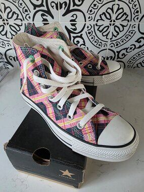 New Converse Chucks women's sz 6 Pink Plaid Check CHUCK TAYLOR ALL STAR HiTop